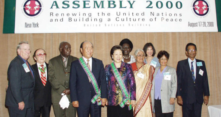 True Parents with dignitaries at Assembly 2000