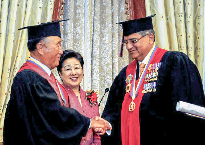 Sept 7 1995 TF receives honorary doctorates